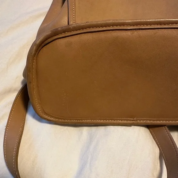 Vintage Coach Backpackck - Picture 7 of 8